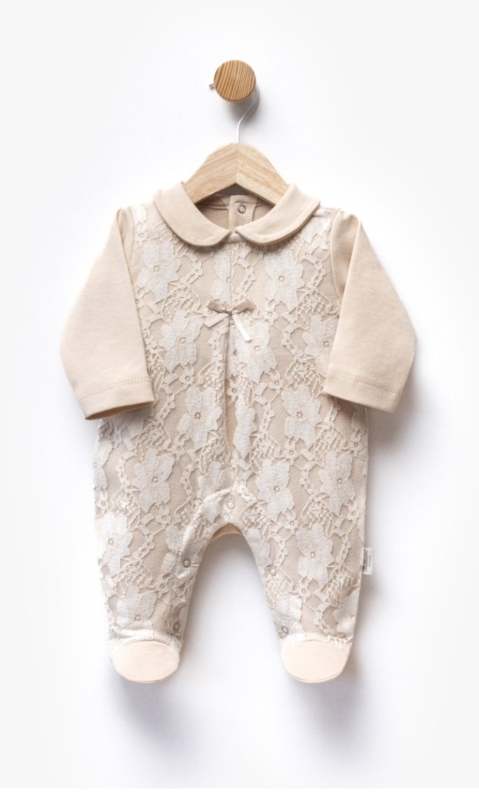 Screenshot_20250212_120302_Chrome.jpg BABY GIRL CREAM OVEERALL WITH LACE - Image 1